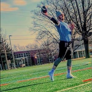 Meet your Posher, Hunter